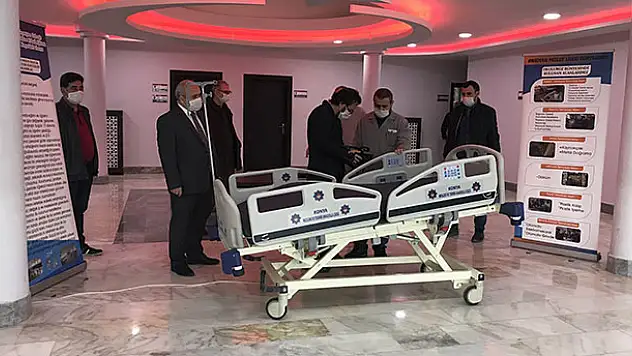 Konya Mesleki ve Teknik Anadolu Lisesinin 'vefalı öğretmenleri' yoğun bakım yatağı üretti