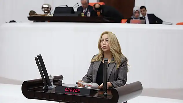Konya Milletvekili Esin Kara: 'Ara eleman sorunu çözülmeli'