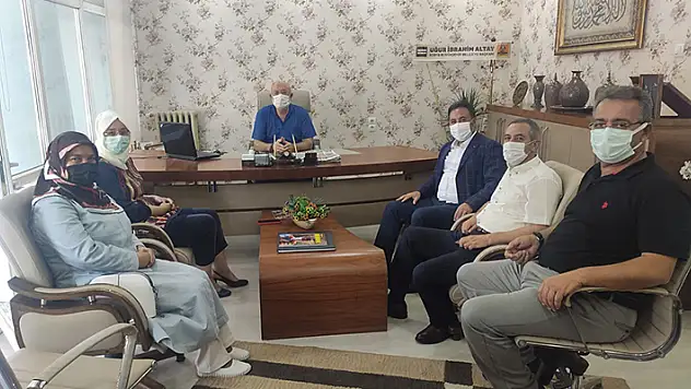 Konya Milletvekili Gülay Samancı ve AK Parti heyetinden Yeni Meram'a ziyaret 