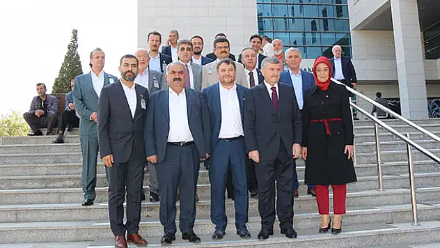 Konya Milletvekillerinden yerel basına destek