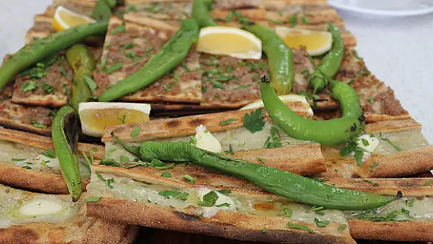 Konya mutfağı denilince akla gelen lezzet: Etli ekmek