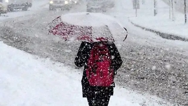 Konya'nın 2 ilçesinde hava muhalefeti nedeniyle eğitime ara verildi