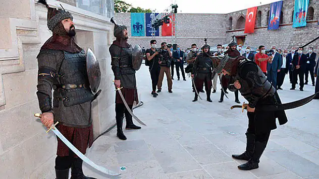 Konya'nın başşehir oluşunun 923. yıl dönümü kutlandı