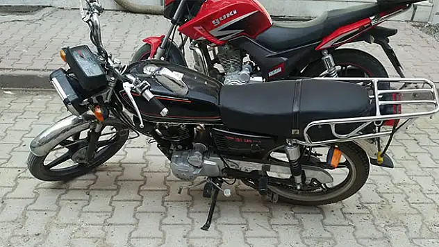 Konya'nın bu ilçesinde plakasız, ruhsatsız ve belgesiz motosikletler toplanıyor