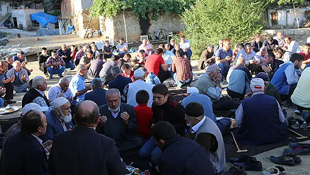 Konya'nın bu mahallesinde bayram 'dam'da başlıyor