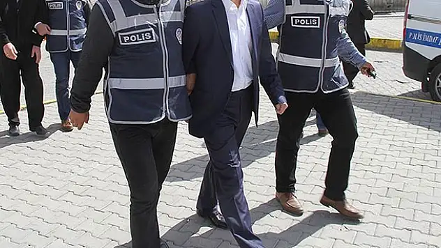 Konya'nın da aralarında bulunduğu 13 ilde FETÖ operasyonu