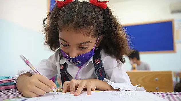 Konya'nın da aralarında olduğu 6 ilde yüz yüze eğitime korona engeli! Karantinaya alındılar
