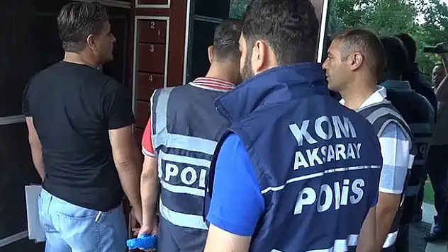 Konya'nın da aralarında olduğu 9 ilde FETÖ/PDY'nin 'emniyet mahrem yapılanmasına' operasyon
