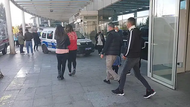 Konya'nın da bulunduğu 5 ilde cezaevi gardiyanlarına uyuşturucu operasyonu: 14'ü gardiyan 22 kişi gözaltına alındı
