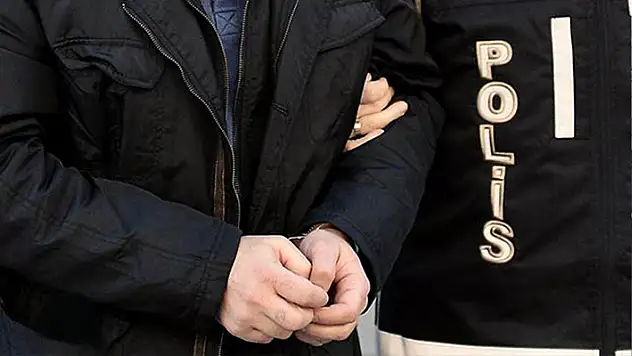 Konya'nın da olduğu 12 ilde Ardahan merkezli DEAŞ operasyonu: 17 gözaltı
