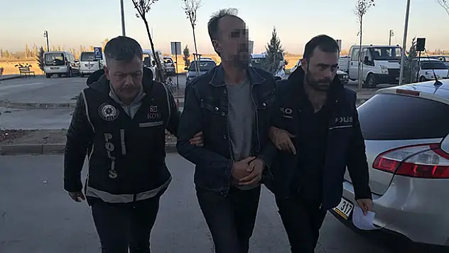 Konya'nın da olduğu 13 ildeki FETÖ operasyonunda 15 kişi gözaltına alındı