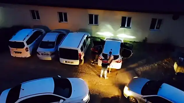 Konya'nın da olduğu 17 ildeki 'Narkoçelik-29' operasyonlarında 45 kişi tutuklandı
