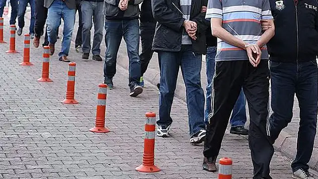 Konya'nın da olduğu 25 ilde FETÖ operasyonu!