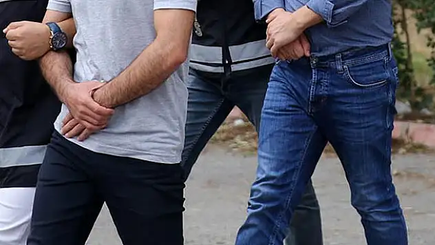 Konya'nın da olduğu 3 ilde düzenlenen operasyonla 11 kişi gözaltına alındı