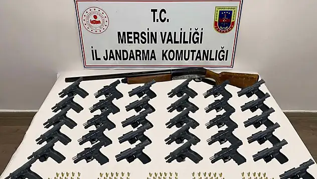 Konya'nın da olduğu  3 ilde Mersin merkezli kaçak silah operasyonu: 12 gözaltı
