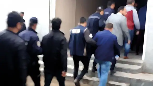 Konya'nın da olduğu 4 ilde terör örgütleri El Nusra ve Heyet-i Tahrir El Şam'a operasyon