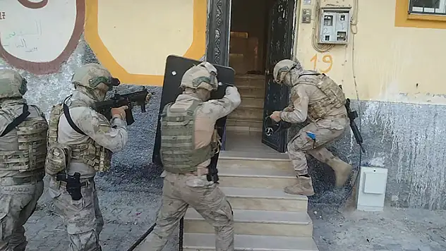 Konya'nın da olduğu 6 ilde Şanlıurfa merkezli DEAŞ operasyonu: 8 gözaltı
