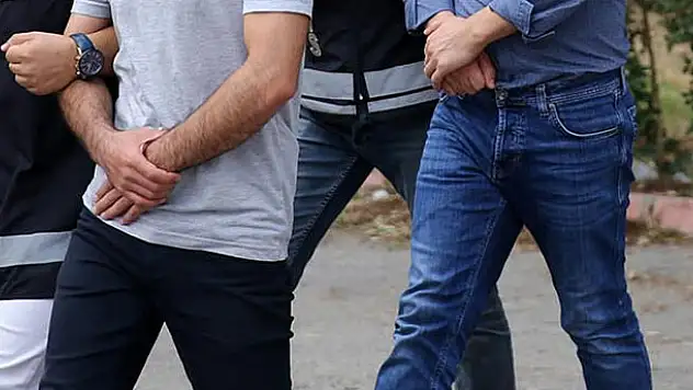 Konya'nın da olduğu 9 ildeki FETÖ operasyonunda gözaltına alınan 17 şüpheli serbest kaldı