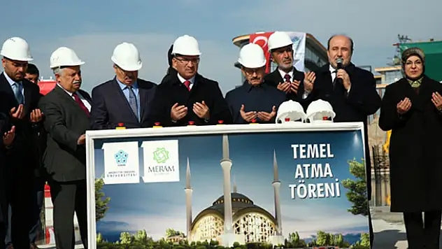 Konya'nın en büyük camisinin temeli atıldı