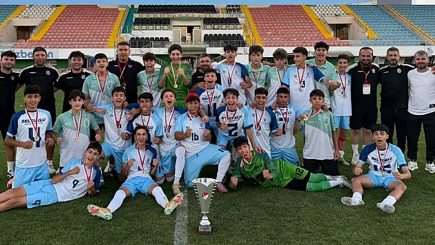 Konya'nın gururu Selçuklu Belediyespor Türkiye şampiyonu