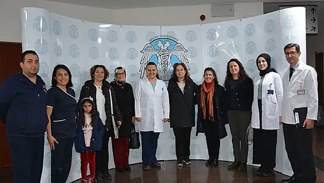 Konya'nın iki ilkokulu Selçuk Tıp'ta çocukların yüzünü güldürdü
