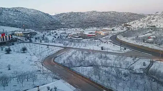 Konya'nın  ilçesi beyaza büründü