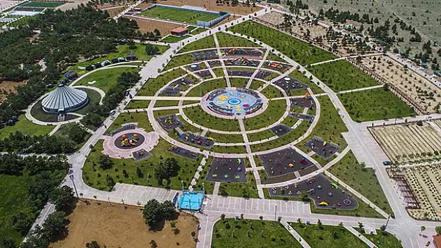 Konya'nın ilk Millet Bahçesi açıldı