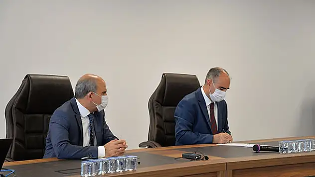 Konya'nın koronavirüsle mücadelesinde son durumu konuşuldu