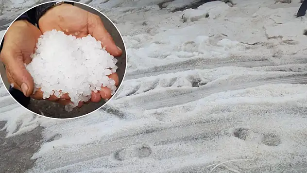 Konya'nın o ilçesi sağanak yağış ve doluya teslim oldu