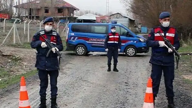 Konya'nın o mahallesinde coronavirüs şüphesi! Yasaklandı