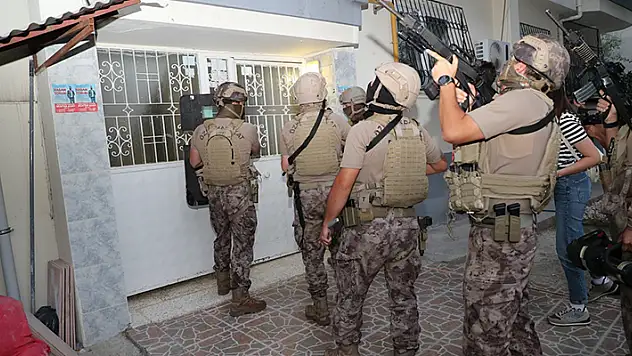 Konya'nın olduğu 20 ilde yasa dışı bahis operasyonu 24'ü lisanslı sporcu 71 gözaltı
