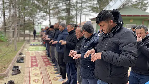 Konya'nın Sarayönü ve Yunak ilçelerinde 'kar ve yağmur' duası edildi
