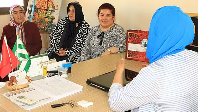 Konya'nın tek kadın muhtarına ziyaret