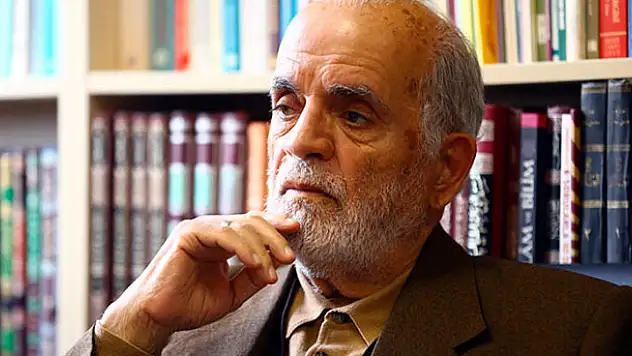 Konya'nın yaşayan ilim hazinelerinden Prof. Dr. Ali Osman Koçkuzu