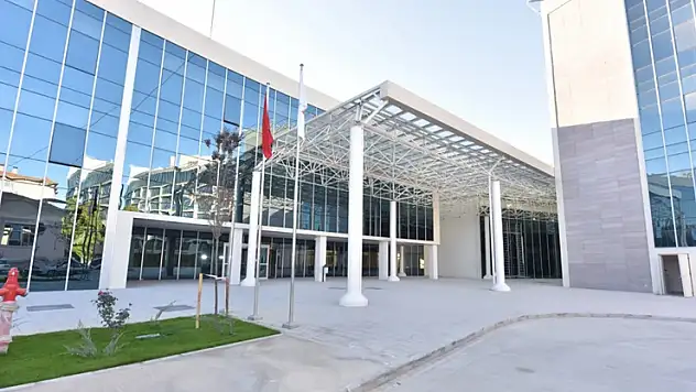 Konya Numune Hastanesi'nde ayrı yemek uygulamasına sağlık müdürü freni