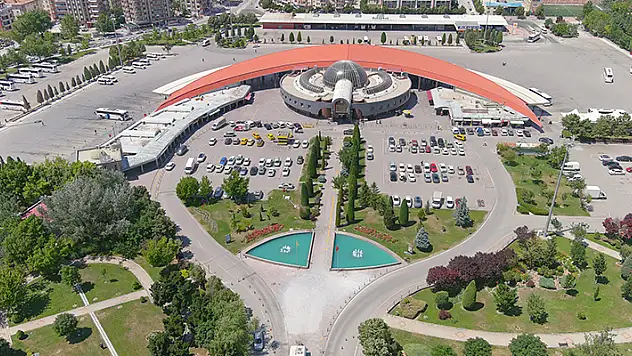 Konya Otogarı aldığı TSE belgeleriyle Türkiye'de tek oldu
