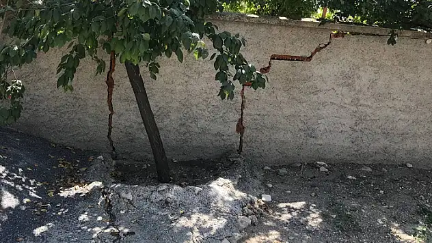 Konya Ovası'ndaki yüzey yarıkları yerleşim yerlerine ulaştı
