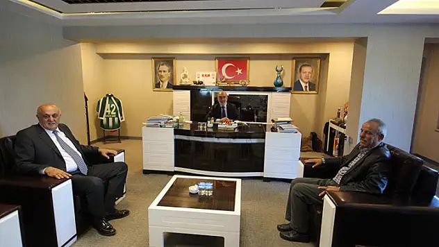 Konya Pancar Ekicileri Kooperatifi Başkanı Erkoyuncu'dan AK Parti'ye ziyaret
