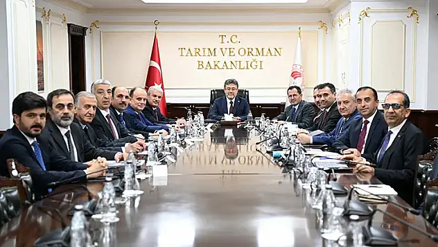 Konya protokolü Ankara'da Bakan Yumaklı ile bir araya geldi
