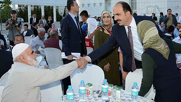 Konya, Ramazan'ın En Güzel Yaşandığı Şehirlerdendir