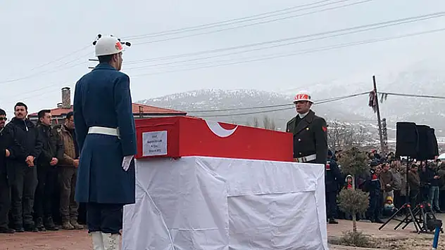 Konya şehidini son yolculuğuna uğurlandı