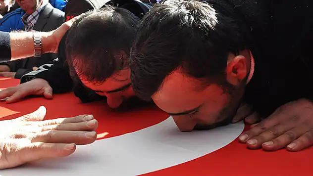 Konya şehidini uğurladı