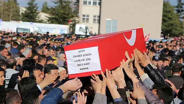 Konya şehidini uğurladı