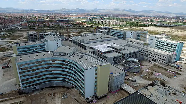 Konya Şehir Hastanesi 2,5 milyon hastaya hizmet verecek