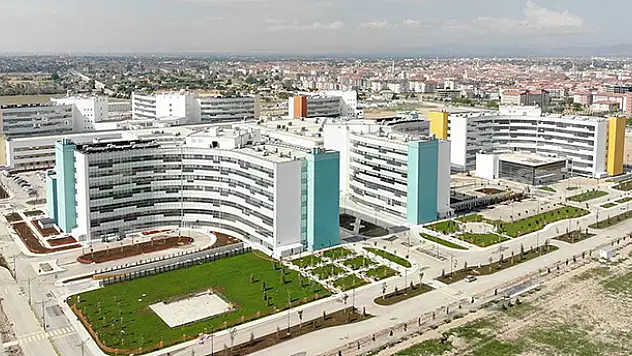 Konya Şehir Hastanesi hasta kabulüne başlıyor