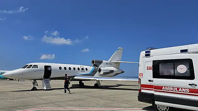 Konya Şehir Hastanesi'ne Van'dan iki bebek uçak ambulansla sevk edildi