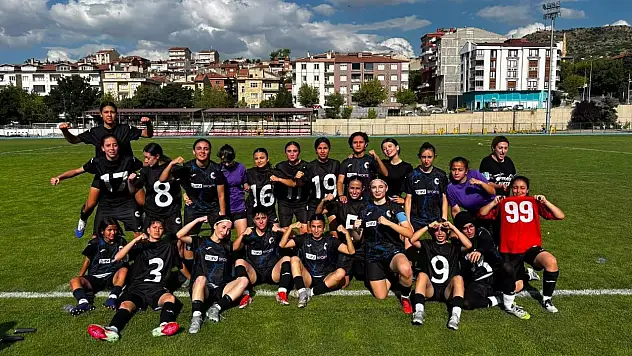 Konya Selçuklu Dumlupınar yarı finalde