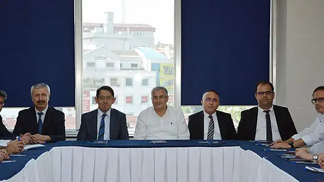 Konya SMMM Odası ile Konya Vergi Dairesi istişare toplantısı düzenledi