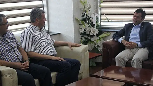 Konya SMMMO'ya Ziya Altunyaldız'dan Ziyaret