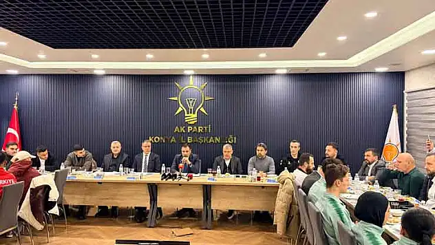 Konya Spor camiası AK Parti Konya İl Başkanlığı'nın iftarında buluştu